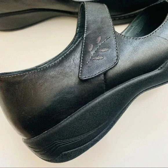 Dansko Annie Mary Janes - Picture 6 of 8